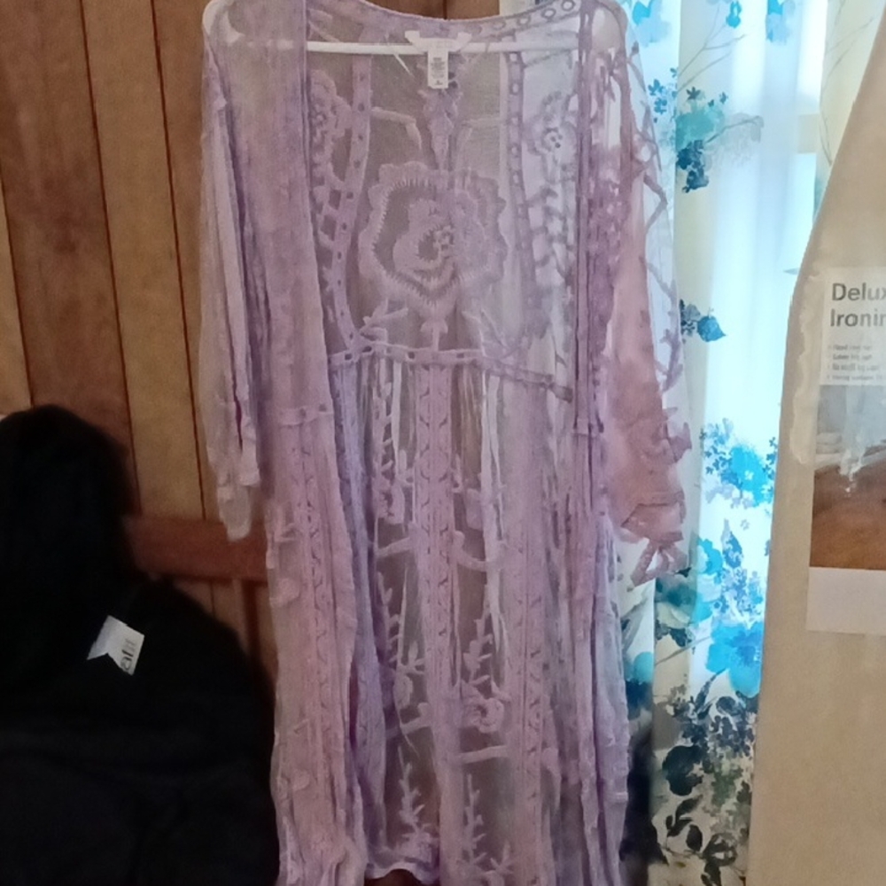 Elegant Lace Kimono Robe